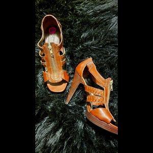 Jessica Simpson heel sandles